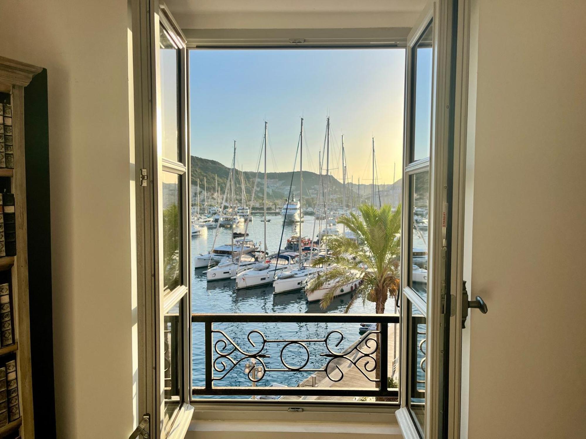 Joli T3 Sur Le Port De Bonifacio Avec Vue Mer Eksteriør bilde